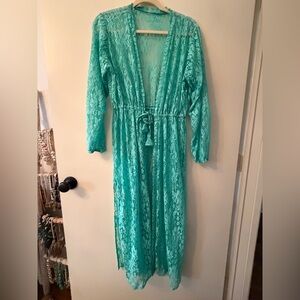 Elegant Bora blue Lace cover